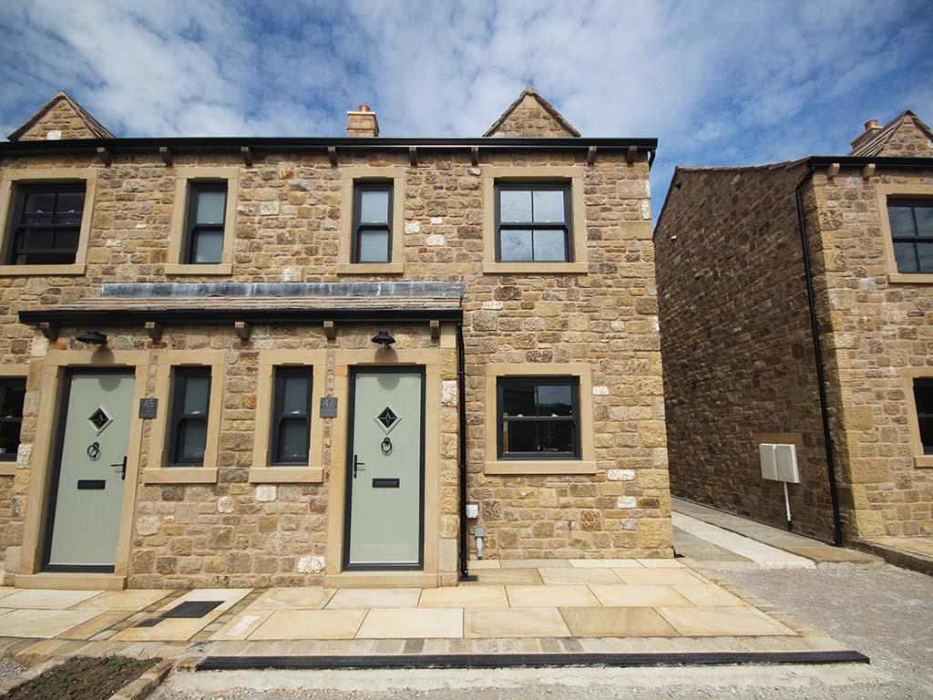 3 bedroom semi-detached house Let Agreed in Barnoldswick - IMG_6486.JPG